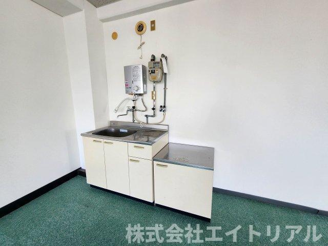 第3新安城ビルの内装