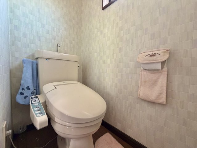 鉾田市安塚中古戸建のトイレ