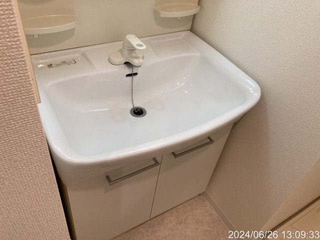 Ｌ－Ｆｌａｔ三田の独立洗面台
