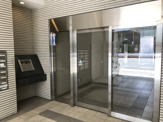 Ｌ－Ｆｌａｔ三田のエントランス