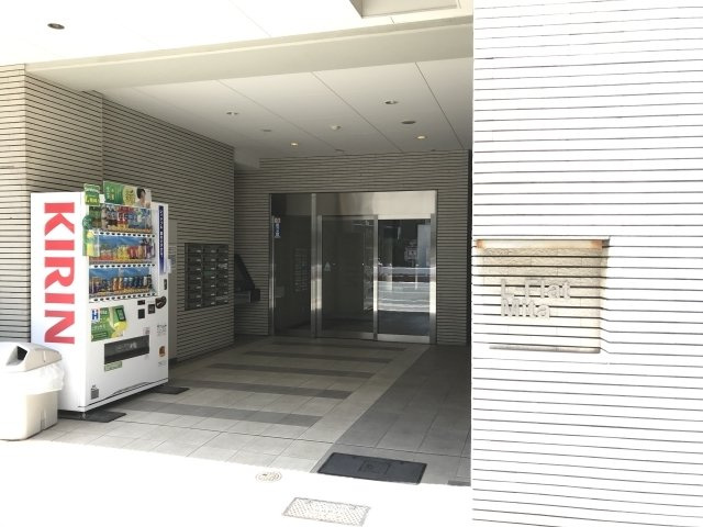 Ｌ－Ｆｌａｔ三田のエントランス