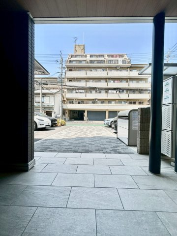 ロイヤルクレヴィアのエントランス