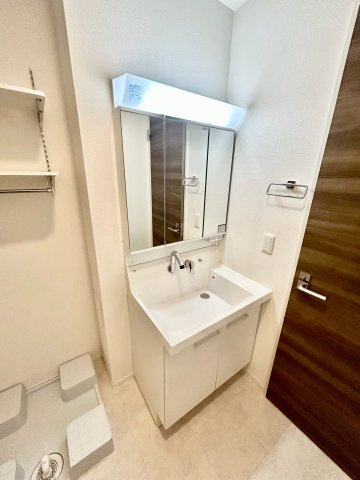 ロイヤルクレヴィアの洗面所