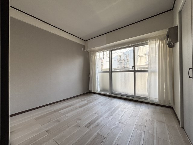 コープ野村御園の洋室