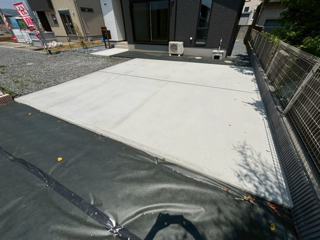 日立市東大沼町　新築戸建の駐車場|駐車は3台可能です♪