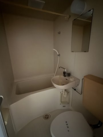 KOB8の浴室