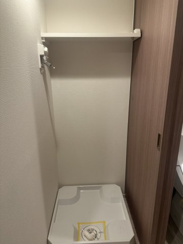 プラウドフラット文京千駄木の玄関