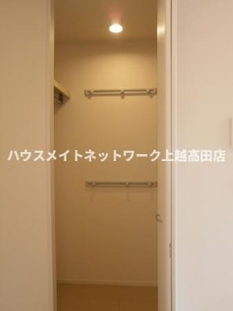 プラムコートの収納|クローゼット