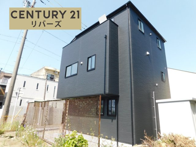 名古屋市北区大杉３丁目の新築一戸建の外観|☆限定１棟☆　　新価格！！いつでも見学出来ます♪（お問合せ当日、平日、水曜、夜間でもＯＫ）　ビルトインガレージ・駐車並列２台ＯＫ！　カウンター＋収納付きワイドリビング１７．０帖♪　小学校まで８５ｍ！