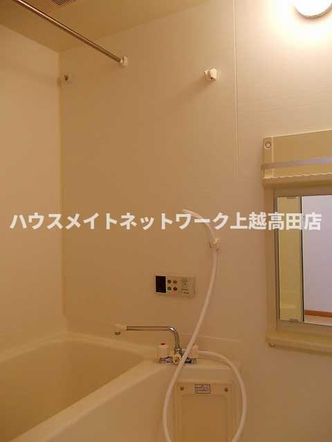 ハーヴェストの浴室|追焚機能付