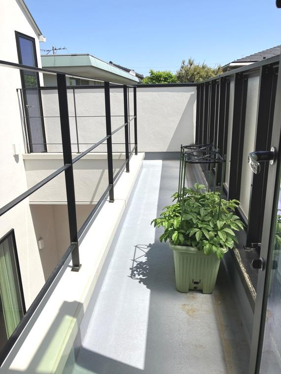もみの木台戸建のバルコニー