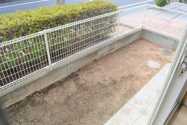 楠小路　C棟のバルコニー|専用庭