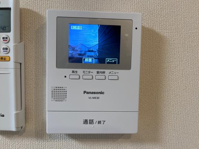 グランドゥール　エスの内装|カメラ付インターホン