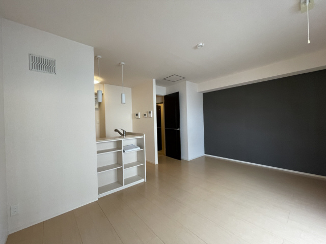 D-room曾和の内装