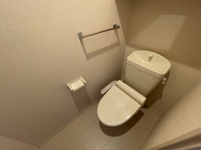 D-room曾和のトイレ