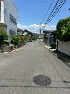 【前面道路含む現地写真】