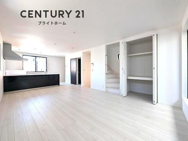 横浜市西区元久保町の新築一戸建の外観：施工例|同じ施工会社が建築した施工例です。