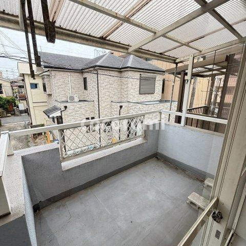 船橋本町２丁目　戸建のバルコニー
