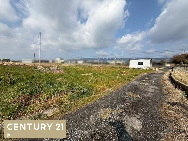 紀の川市南勢田　土地の前面道路含む現地写真