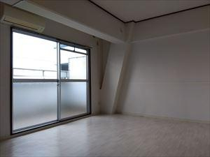 【洋室】 | ラフェスタ東福原
