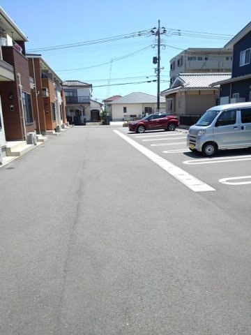 ラ・マジョーレⅡの駐車場