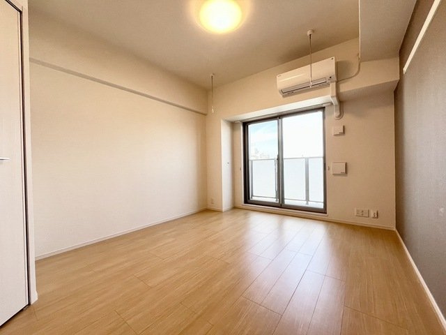 ルーカスいづろの内装