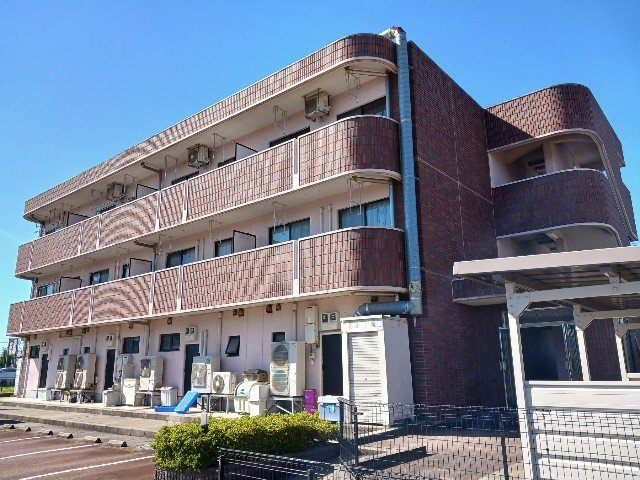 コンフィアンス・ラウム