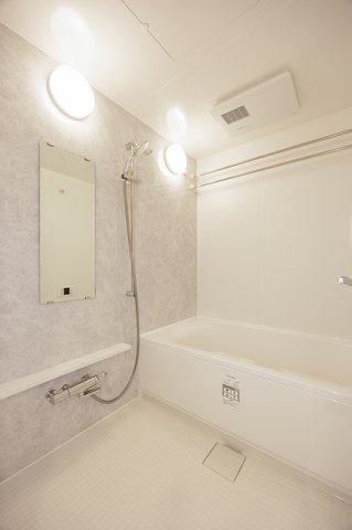 スカイグランデ津田沼の浴室|※写真は同タイプ住戸です。