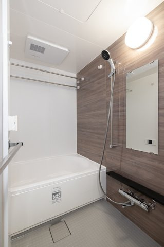 スカイグランデ津田沼の浴室|※写真は同タイプ住戸です。