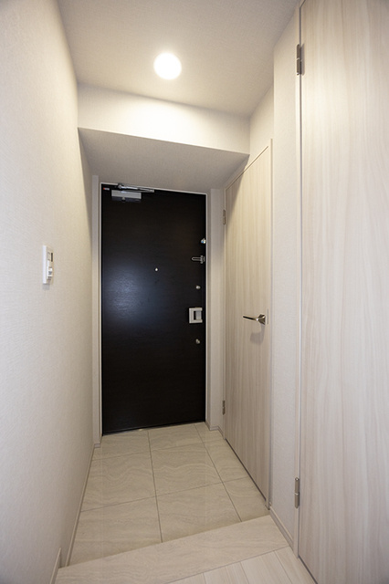 スカイグランデ津田沼の玄関|※写真は同タイプ住戸です。