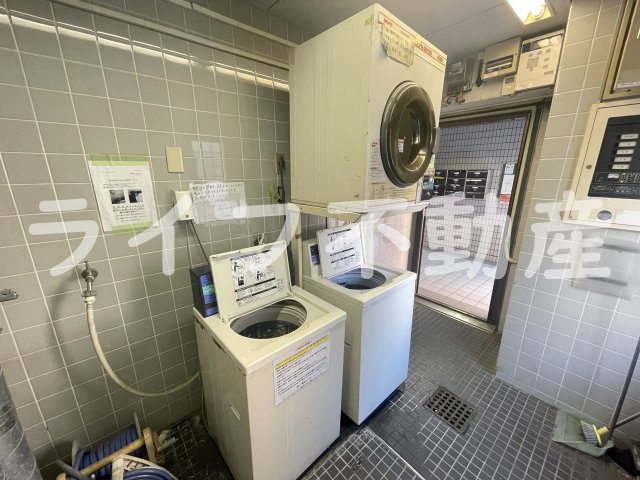 エアリーコート小阪のロビー|清潔なロビーです