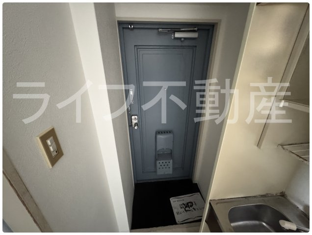 エアリーコート小阪の玄関|きれいな玄関です