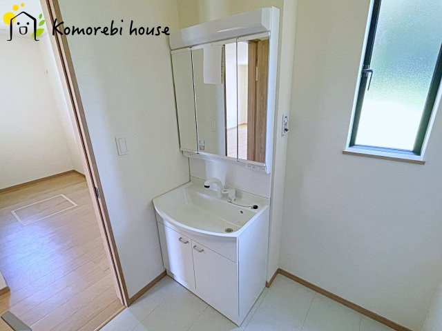 第7上尾二ツ宮　新築一戸建て　ハートフルタウン　2-Aの独立洗面台|26.7.26　撮影済み