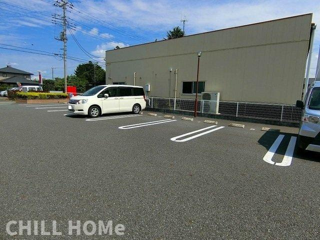 ウエスト　ピースＢの駐車場|当社、チルホームのHPもご覧ください(^^)/物件情報多数♪