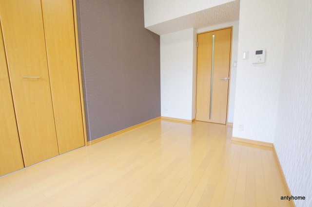 エスグランデ梅田ノースの洋室