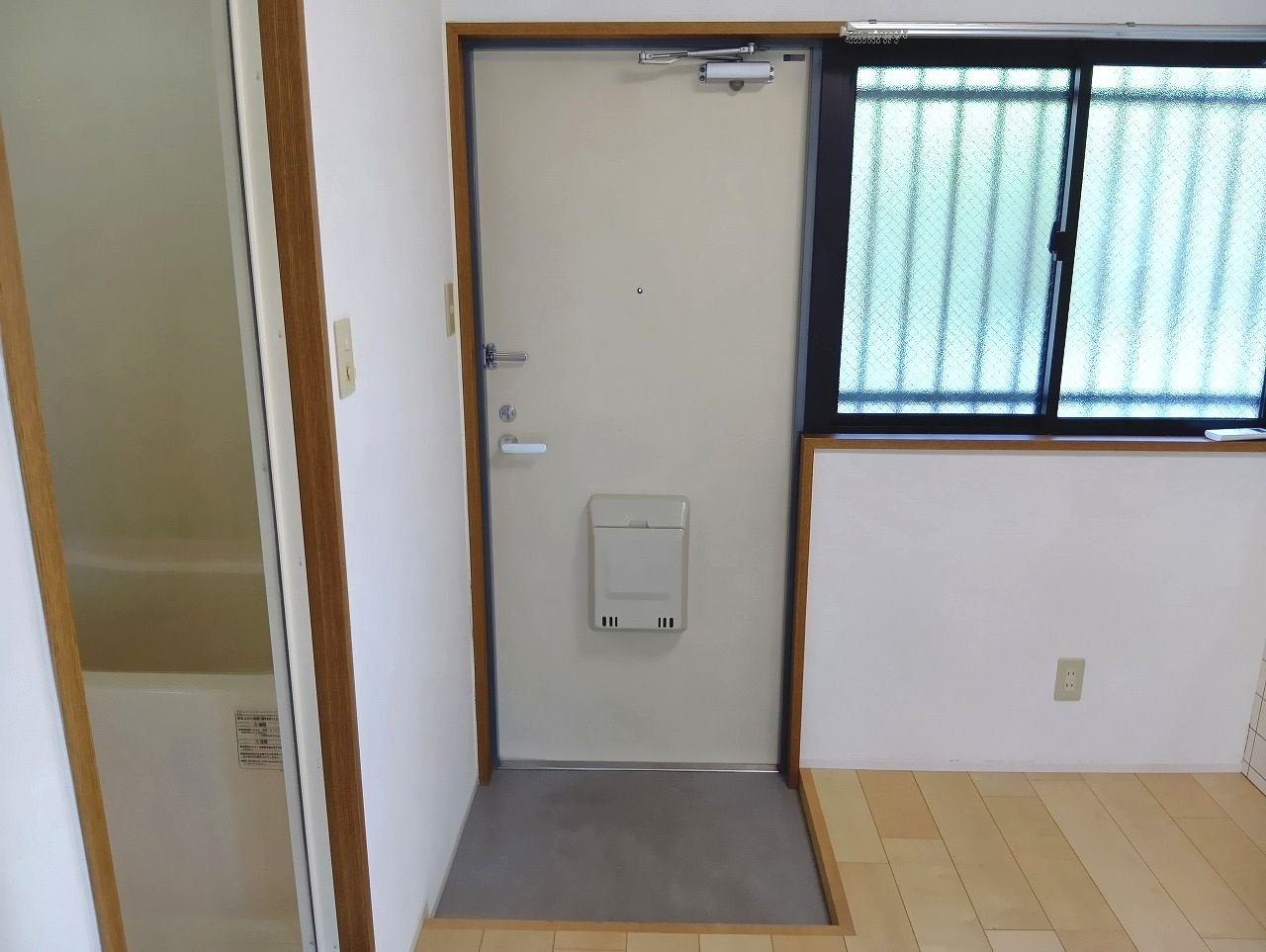 ハイツMの玄関|落ち着いた玄関です
