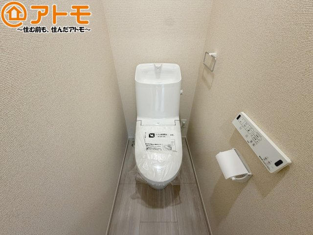 【トイレ】 | 葵区古庄三丁目6期　新築戸建　2号棟 | 毎日使うトイレだからこそ機能性を重視したいですよね！温水洗浄便座で快適な時間をお過ごしください♪