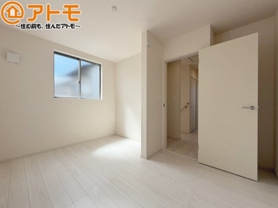 【子供部屋】 | 葵区古庄三丁目6期　新築戸建　2号棟 | お子様のお友達が遊びに来た時も、子供部屋があると楽しく過ごせますね♪