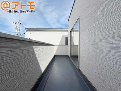 【バルコニー】 | 葵区古庄三丁目6期　新築戸建　2号棟 | 陽当りの良いバルコニーはお洗濯物はもちろんお布団もふかふかになります♪