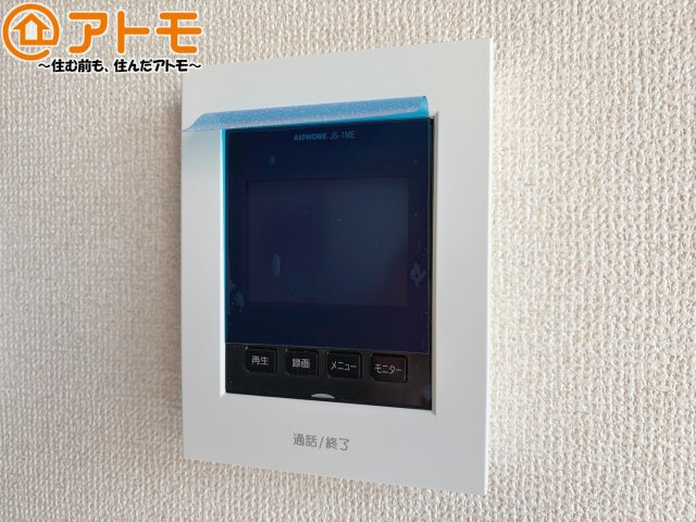 【防犯設備】 | 葵区古庄三丁目6期　新築戸建　2号棟 | TVモニター付きインターホンは訪問者を確認することができて、防犯性に優れています♪