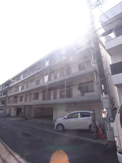ハイツ淀2号館の外観|外観もきれいです