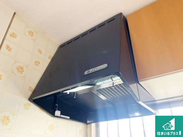 明石市二見町福里　中古一戸建ての設備|汚れにくいスロットフィルタでお手入れラクラク！ＬＥＤ照明付き！