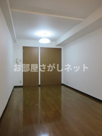 コーポ山吹【おとり物件なし】#学生・社会人にオススメ！初期費用分割払いOK！の居間・リビング