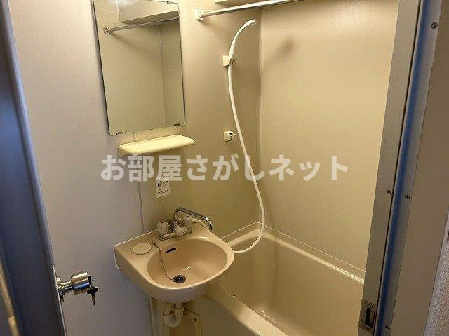 ライオンズプラザ伊勢佐木町通り【おとり物件なし】#学生・社会人にオススメ！初期費用分割払いOK！の浴室