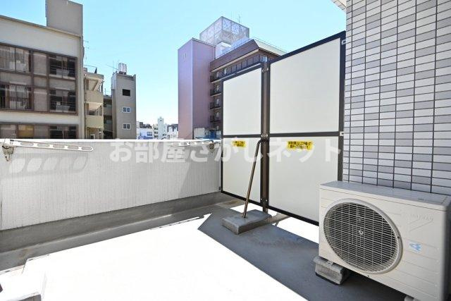 ライオンズプラザ伊勢佐木町通り【おとり物件なし】#学生・社会人にオススメ！初期費用分割払いOK！のバルコニー