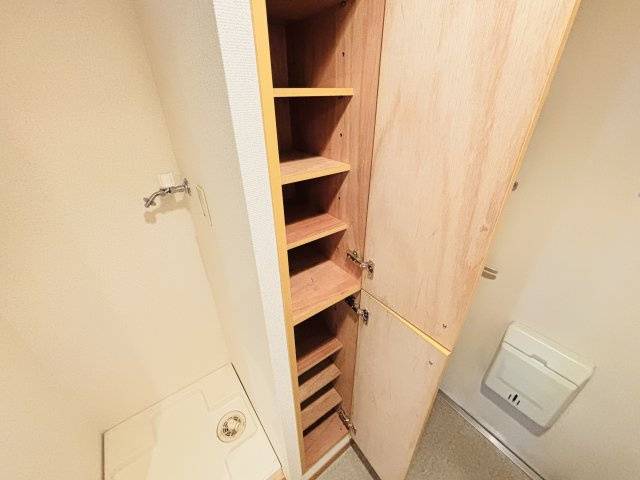 Ｙ’ｓ　Ｓｔｕｄｉｏの収納|下駄箱