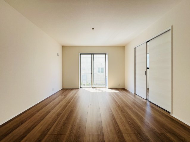 碧南市尾城町三丁目1番『仲介手数料無料』新築一戸建て・建売の居間・リビング