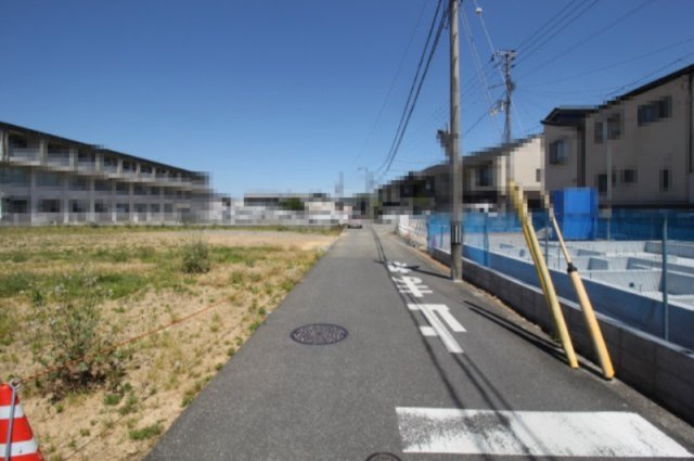 鴨部　建築条件付き　売土地　1号地（全8区画）の前面道路含む現地写真