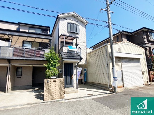 明石市田町　中古一戸建ての外観|周辺は落ち着いた街並みの住宅地！子育てがしやすい住環境です！気になることがありましたら、お気軽にお問い合わせください！
