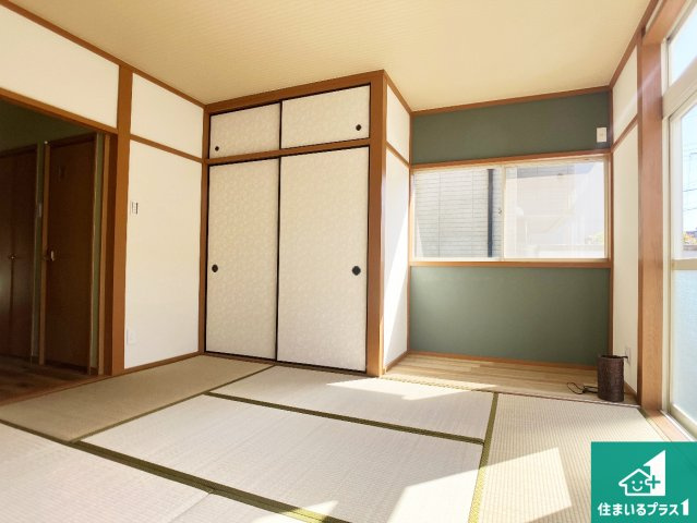 明石市東山町　中古一戸建ての和室|一室あると便利な和室は客間としてだけでなく、小さなお子様のプレイルームや食後のくつろぎスペースとしてもご利用いただけます。